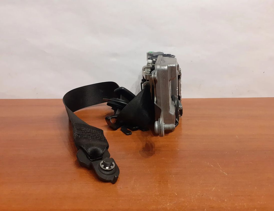 MERCEDES-BENZ C-Class W204/S204/C204 (2004-2015) Venstre forreste sikkerhedssele 615274900,6075651000,A2048606785,610099700D,#9195 14641220