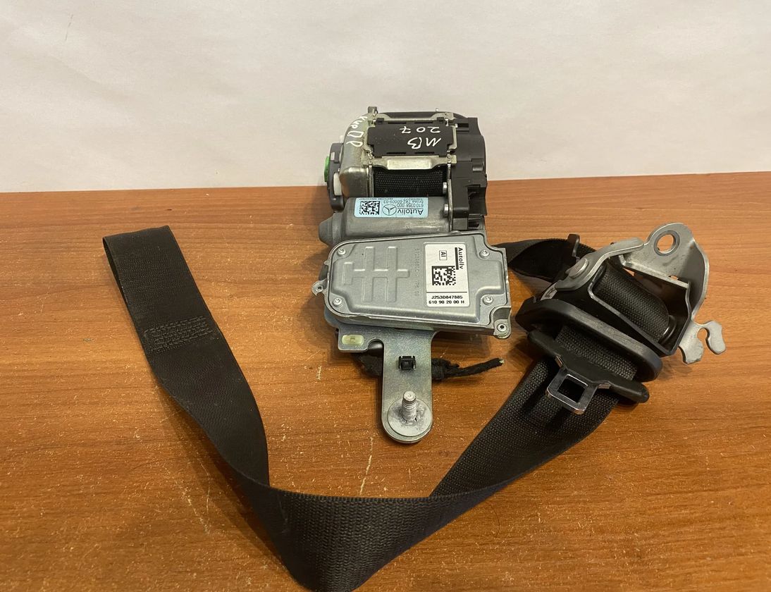 MERCEDES-BENZ E-Class W212/S212/C207/A207 (2009-2016) Forreste højre sikkerhedssele A2078603685,#B288,615416700,610035800D 15507615