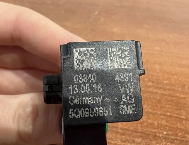 VOLKSWAGEN Golf 7 generation (2012-2024) Crash Impact Sensor 5Q0959651,#D1607 18296191