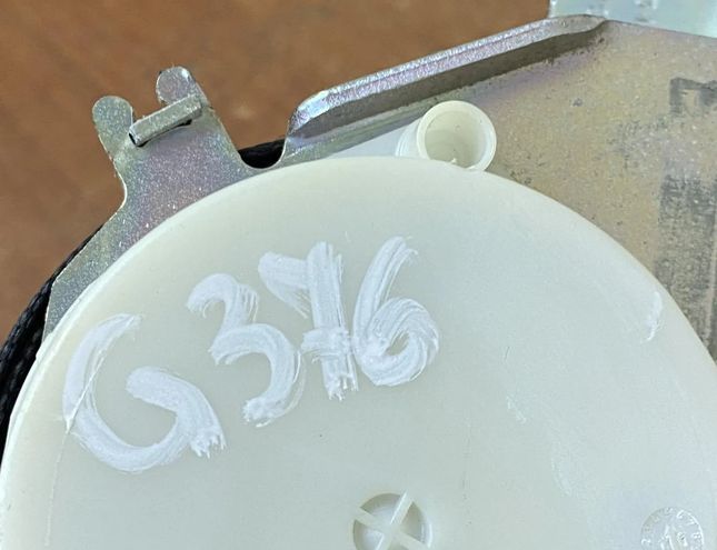 BMW 5 Series F10/F11 (2009-2017) Sikkerhedsseler 33061254B,33017492,33031009,39276,33028136,34075808,39809,34025147B,#G376 25715029