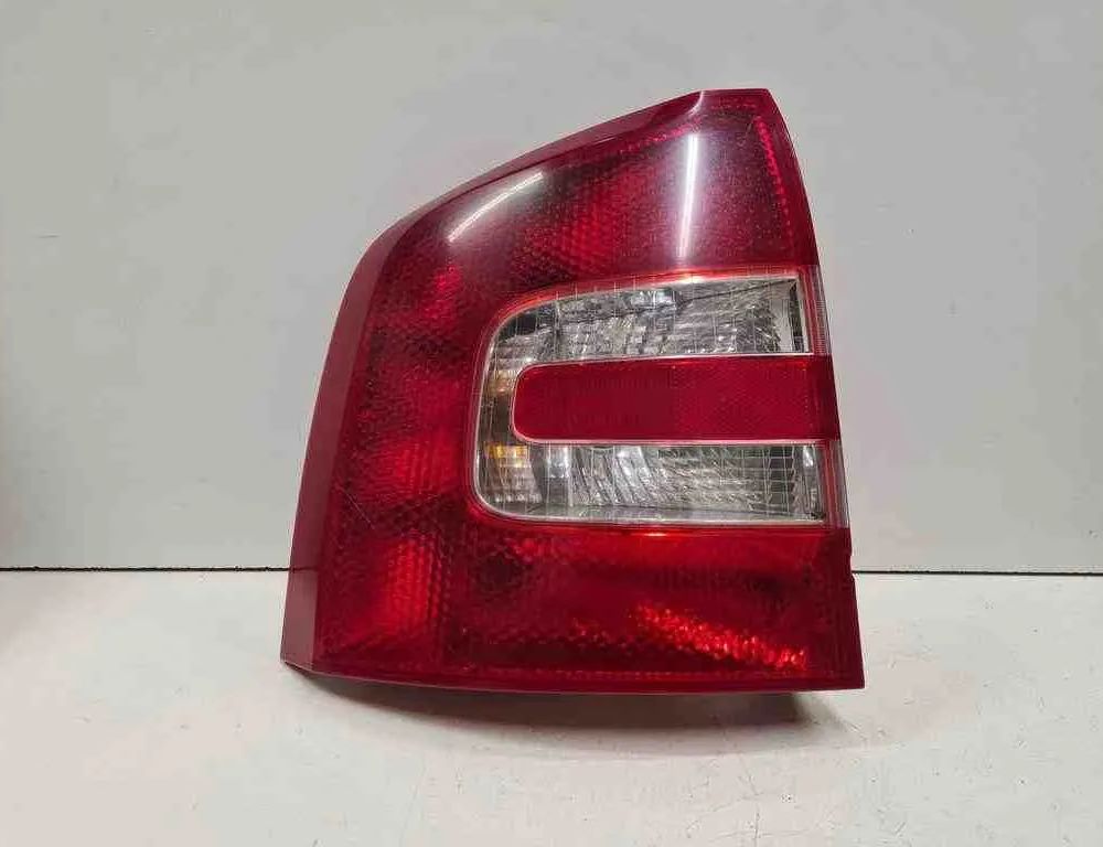 SKODA Octavia 2 generation (2004-2013) Venstre baglygte 1Z9945,1Z9945257 32714038