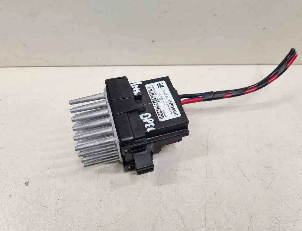 OPEL Insignia A (2008-2016) Blæser relæ F011500017,15141283 32721708