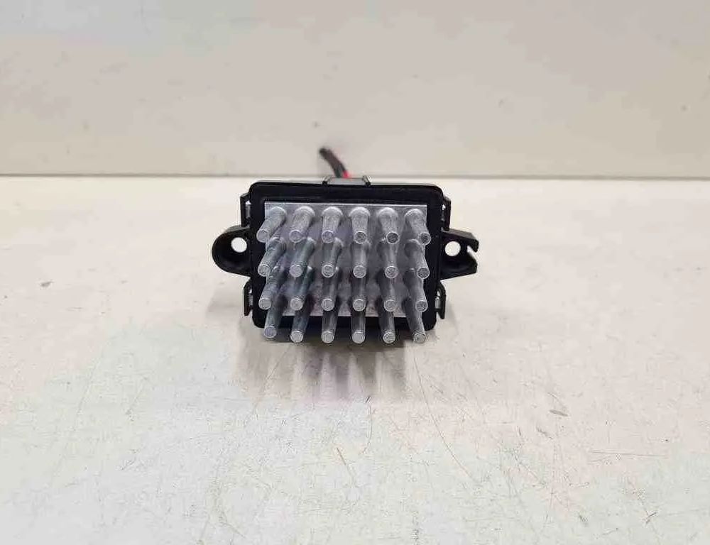 OPEL Insignia A (2008-2016) Blæser relæ F011500017,15141283 32721708