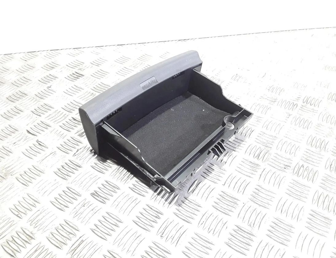 VOLKSWAGEN Golf 7 generation (2012-2024) Skuffe 5G0882602A 27982715