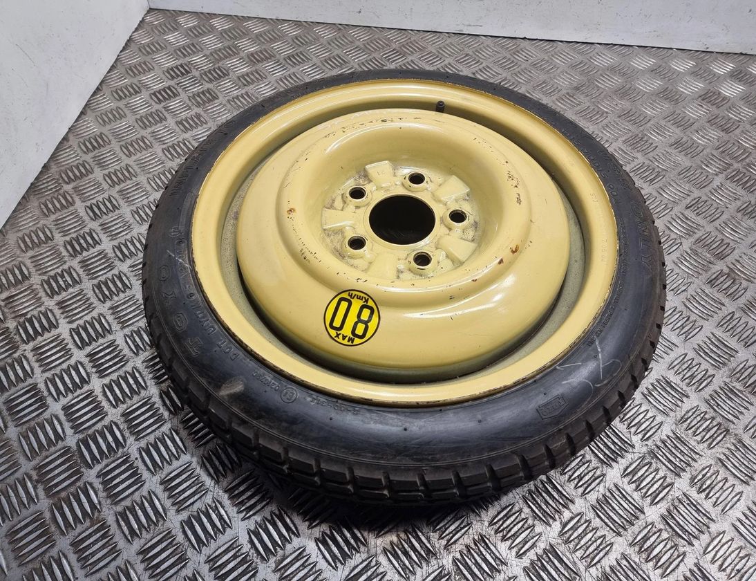 HYUNDAI Santa Fe SM (2000-2013) Reservehjul 28643225