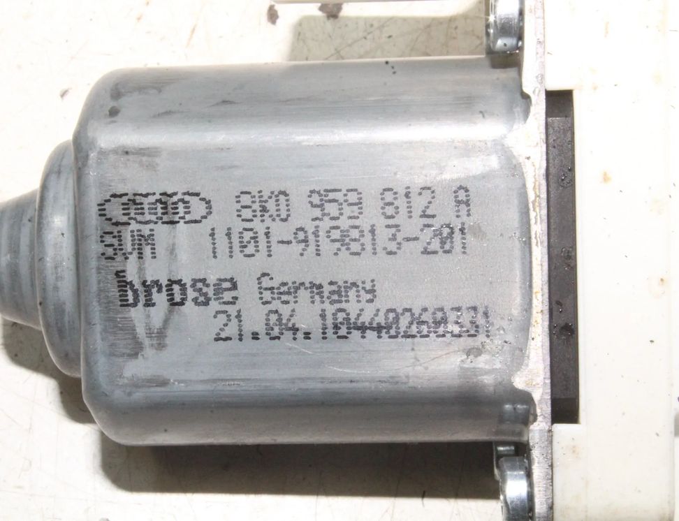 AUDI Q5 8R (2008-2017) Forreste højre dør Vindueskontrolmotor 8K0959812A 29420978