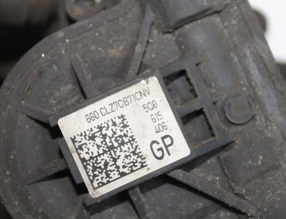 VOLKSWAGEN T-Roc 1 generation (2017-2024) Højre bagbremsekaliber 5Q0615406GP 32829512