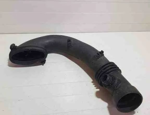 BMW 5 Series E60/E61 (2003-2010) Andre rør 10856710,7786013 32618508