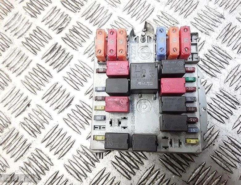 ALFA ROMEO 147 2 generation (2004-2010) Sikringsboks 51742420 29310984