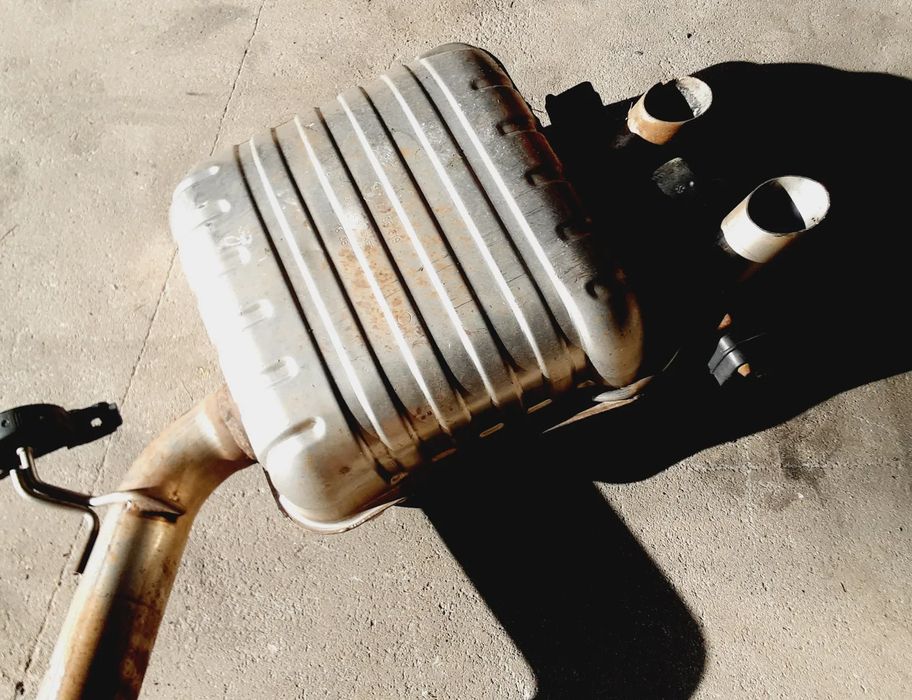 BMW 7 Series E65/E66 (2001-2008) Bagudstødningslydpotte 7796619 21271489