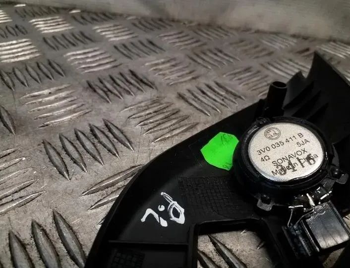 SKODA Superb 3 generation (2015-2023) Forreste venstre dørhøjttaler 3V0035411B,3V0837973 25155148