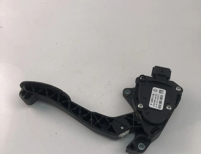 RENAULT Master 3 generation (2010-2023) Gaspedalholder 180101626R 20472365