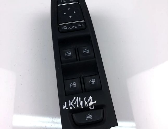 RENAULT Clio 4 generation (2012-2020) Forreste venstre dør vindueskontakt 255702886R 23786449