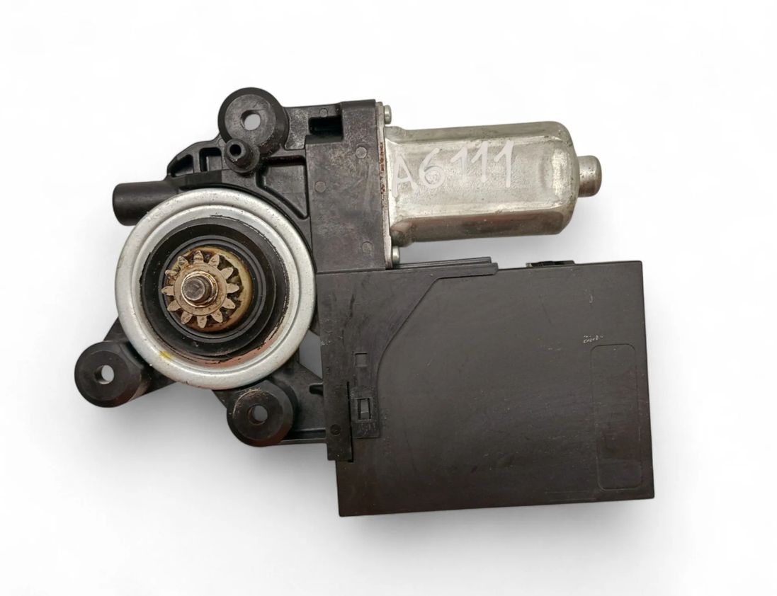 FORD Kuga 1 generation (2008-2013) Forreste venstre dør vinduesregulator motor 979037-100 31498165