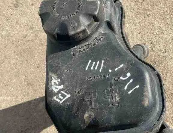 BMW 1 Series E81/E82/E87/E88 (2004-2013) Ekspansionsbeholder 10617211,7519368,7529495 32639860