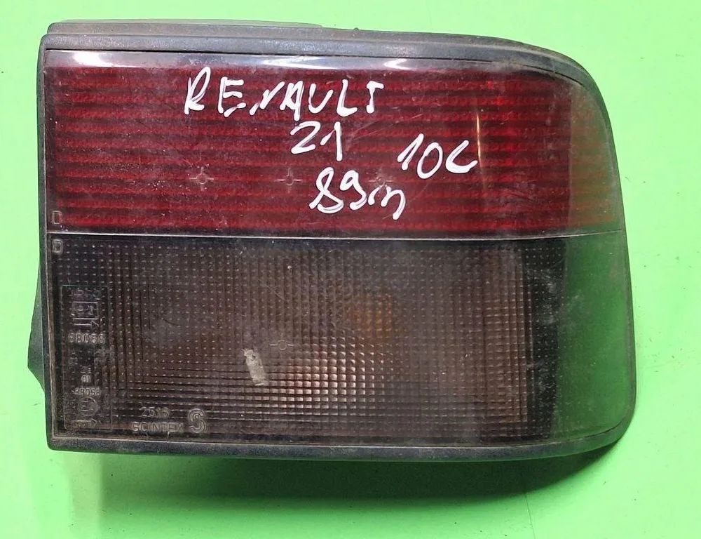 RENAULT 21 1 generation (1986-1995) Venstre baglygte 7700792975 31626679