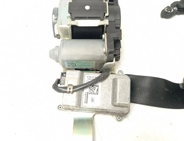 MERCEDES-BENZ C-Class W204/S204/C204 (2004-2015) Forreste højre sikkerhedssele A2048606885 28093728