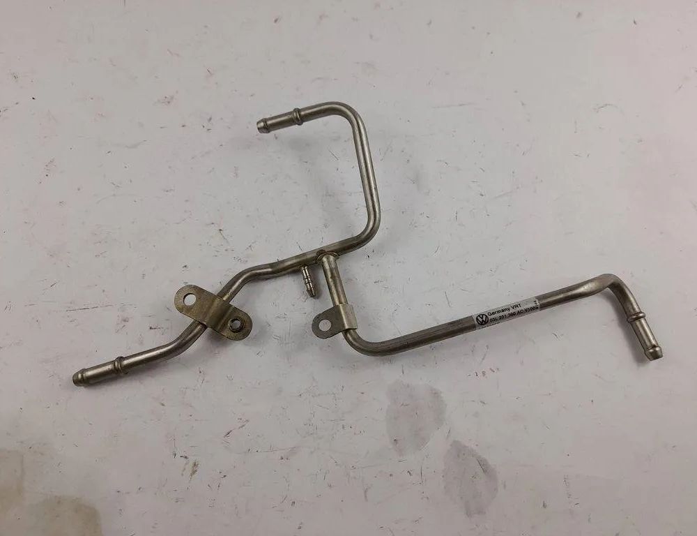 SKODA Superb 2 generation (2008-2015) Brændstofrør 03L201360AC 31942438