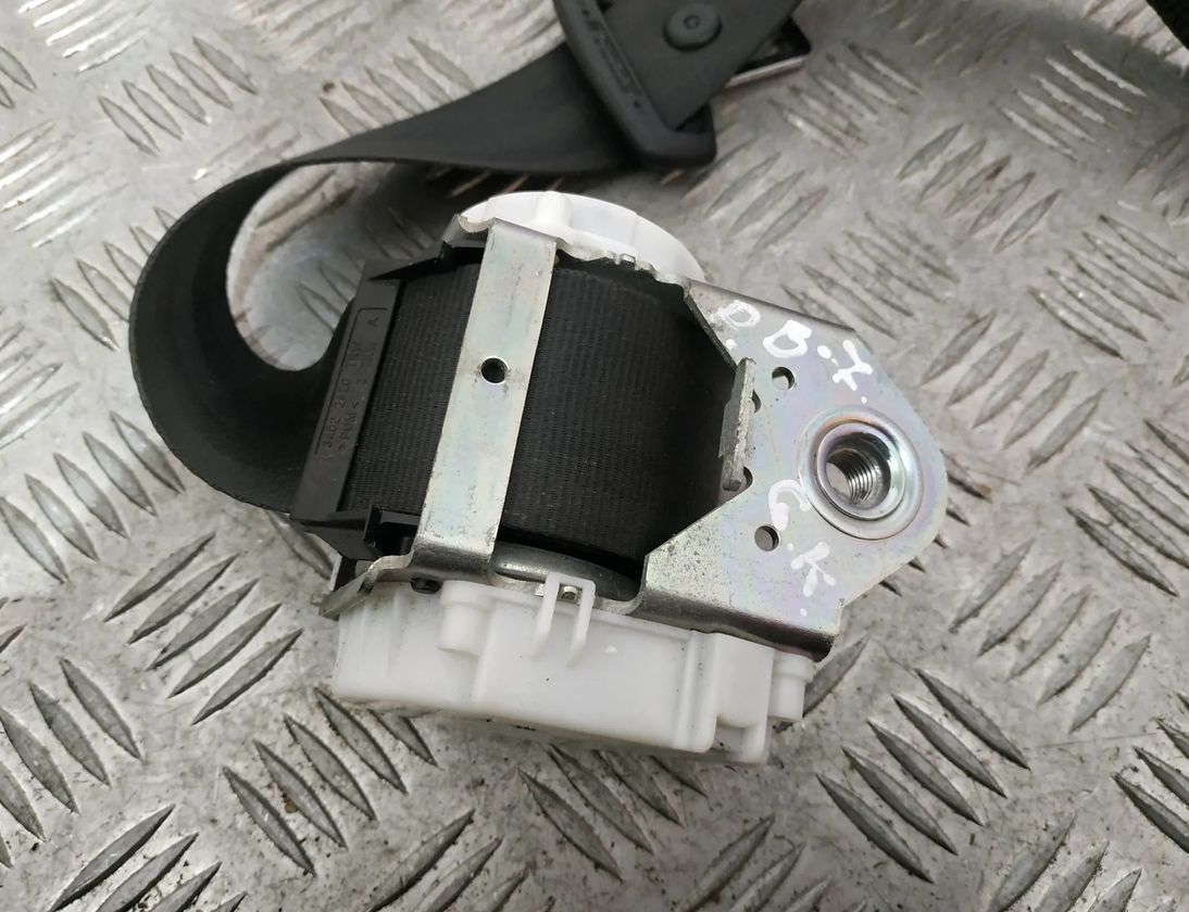 VOLKSWAGEN Passat B7 (2010-2015) Bagerste venstre sikkerhedssele 3C9857805J,33035173B,33059772E 17037128