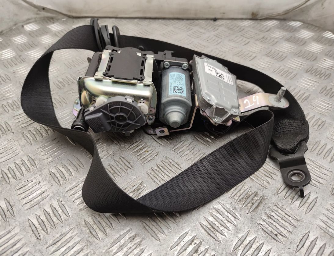 MERCEDES-BENZ E-Class W212/S212/C207/A207 (2009-2016) Forreste højre sikkerhedssele 617112200,610035800D,610902000K 17631182