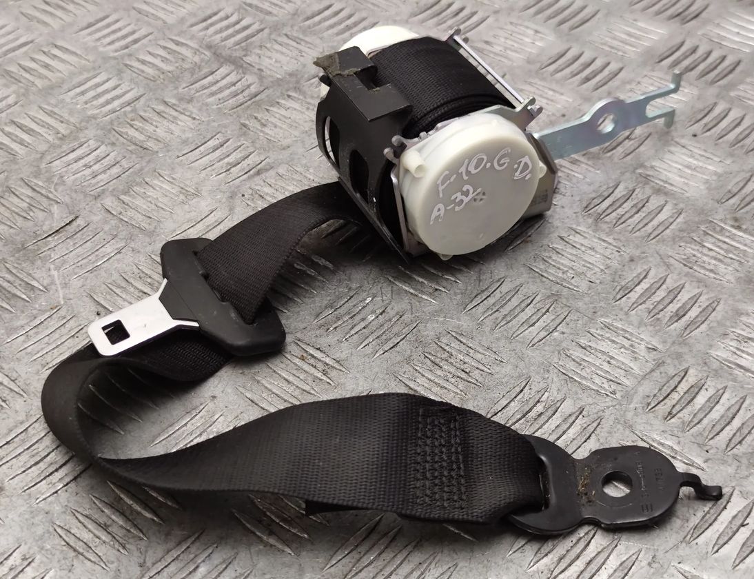 BMW 5 Series F10/F11 (2009-2017) Højre bagerste sikkerhedssele 33061254,34075808,9163237 26009757