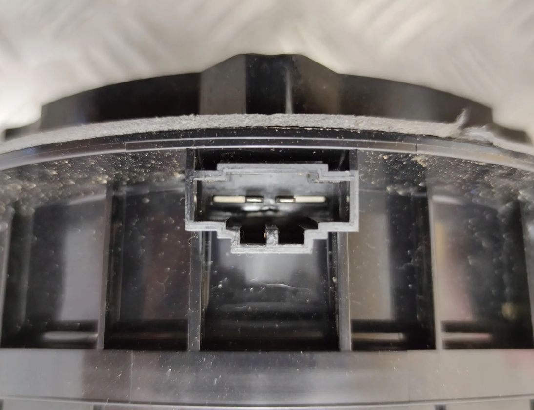 SKODA Superb 3 generation (2015-2023) Højre bagdørs lydhøjttaler 3V0035411J 29397115