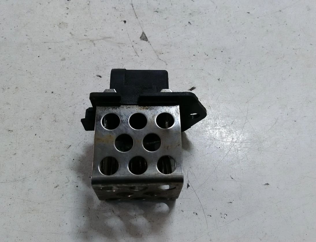 RENAULT Trafic 2 generation (2001-2015) Blæser relæ 8200045082 28394070