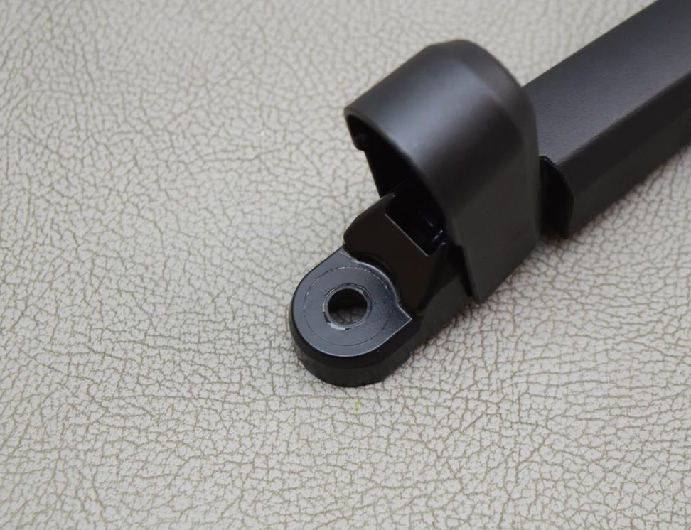 HYUNDAI i10 3 generation (2019-2023) Bagklap vinduesviskerarm 25962272