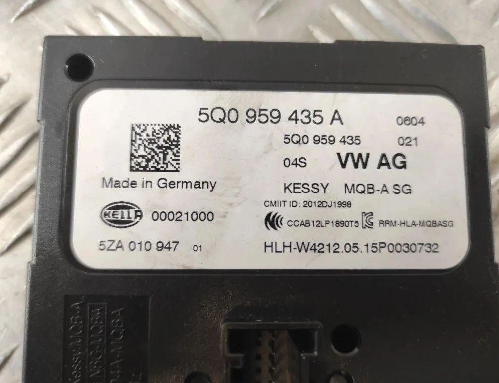 VOLKSWAGEN Variant VII TDI (2014-2024) Bremsesystem kontrolenhed 5ZA010176 31578409