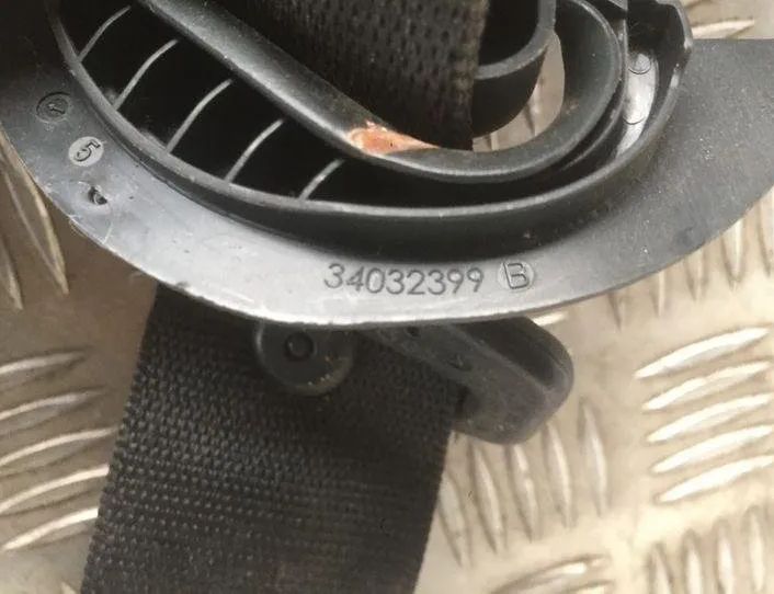 MERCEDES-BENZ C-Class W204/S204/C204 (2004-2015) Venstre forreste sikkerhedssele A2048606885,610099700E,607565100F 21442289