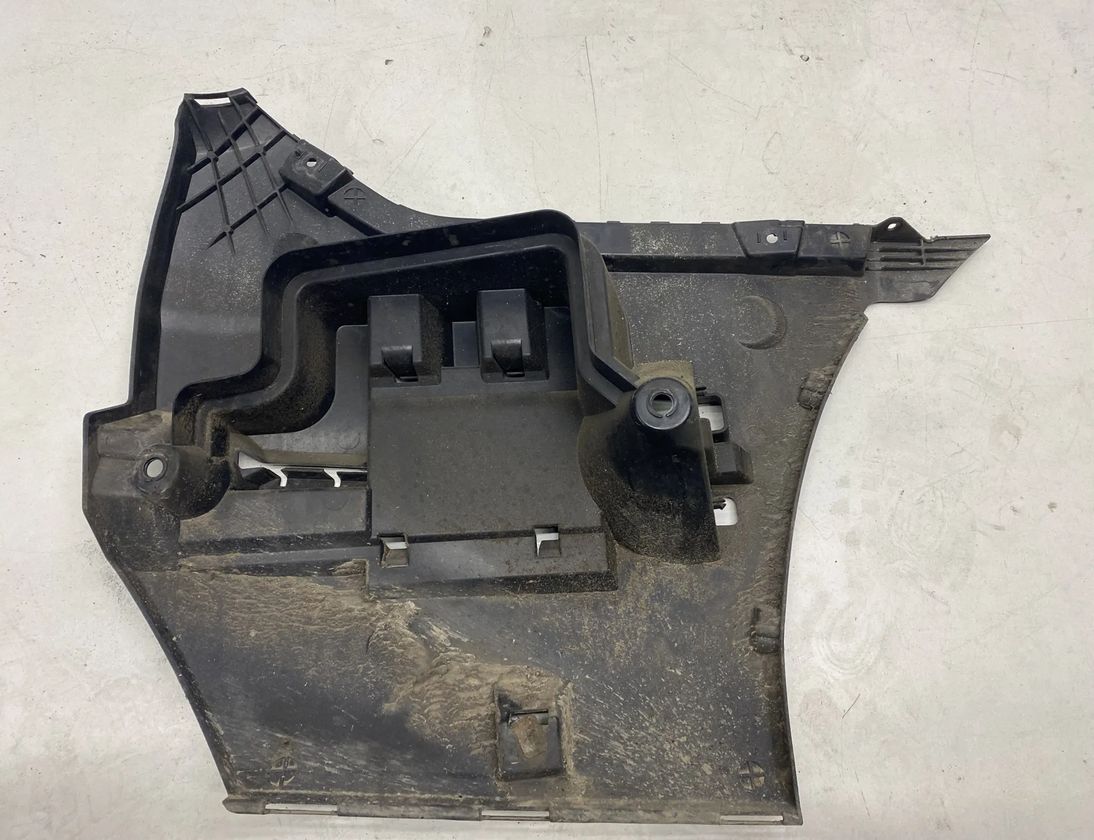 BMW 5 Series F10/F11 (2009-2017) Bageste venstre kofangerbeslag 7184767,5112 21734587