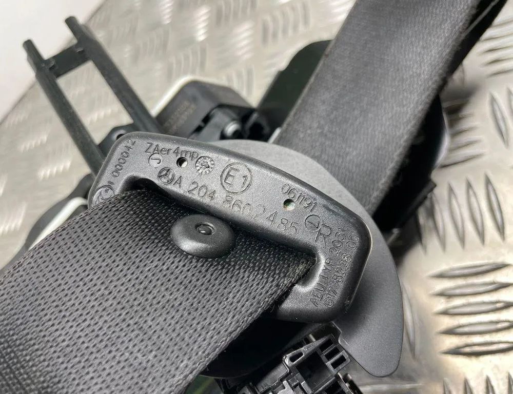 MERCEDES-BENZ C-Class W204/S204/C204 (2004-2015) Forreste højre sikkerhedssele A2048602485 30995940