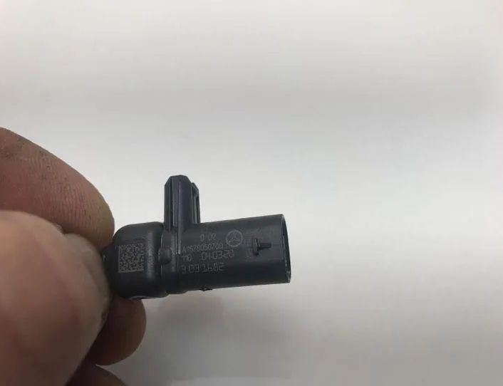 MERCEDES-BENZ B-Class W247 (2018-2023) Venstre side stødsensor A1679050700 24263534