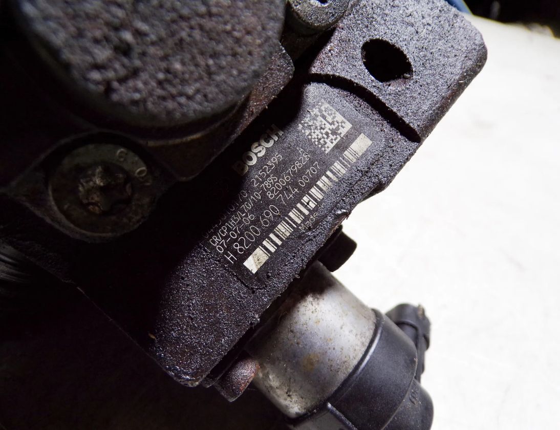 NISSAN X-Trail T31 (2007-2014) Højtryksbrændstofpumpe 8200690744,8200679828,0928400679 17588410