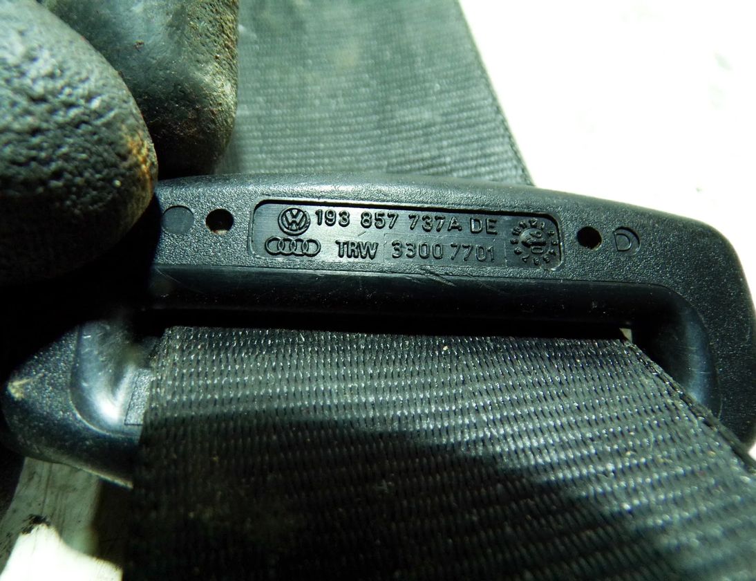 VOLKSWAGEN Passat Variant 1 generation (2010-2024) Bagerste venstre sikkerhedssele 33059772B,193857737A 23417162