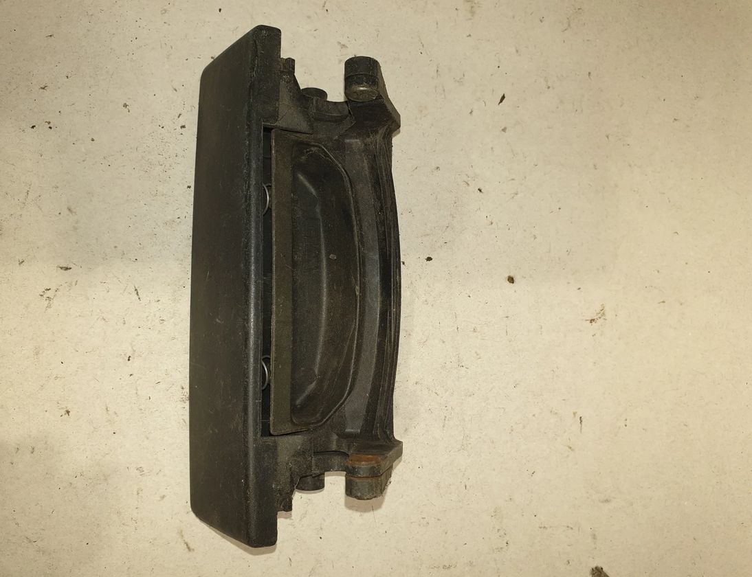 RENAULT 9 1 generation (1981-1986) Højre side skydedør udvendigt håndtag 24263253