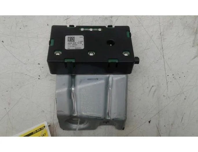 MERCEDES-BENZ GLC Coupe C253 (2016-2019) Antenne 2059051205 14960923