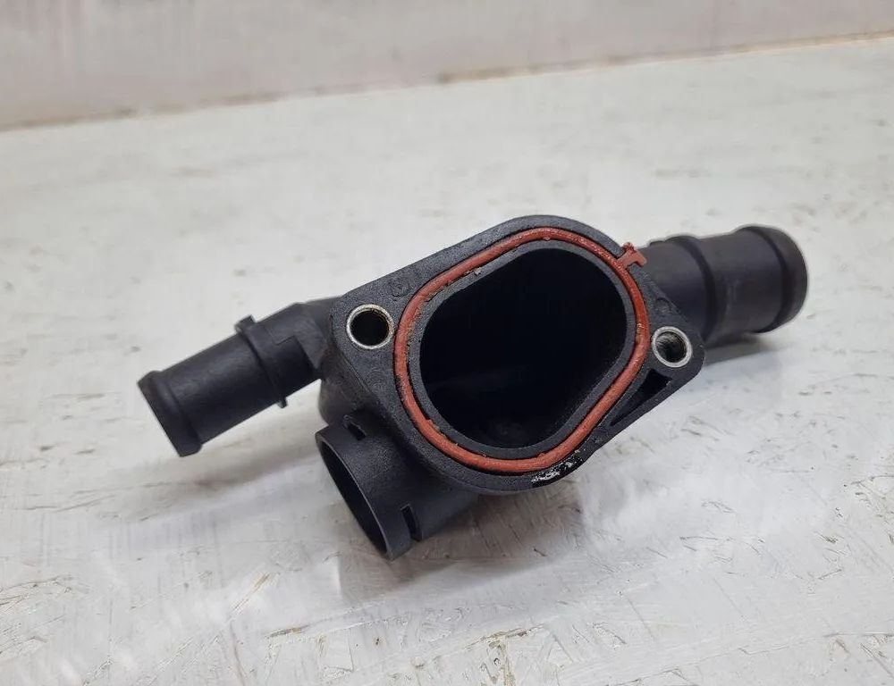 VOLKSWAGEN Golf Plus 1 generation (2004-2009) Kølerslangerør 31451982