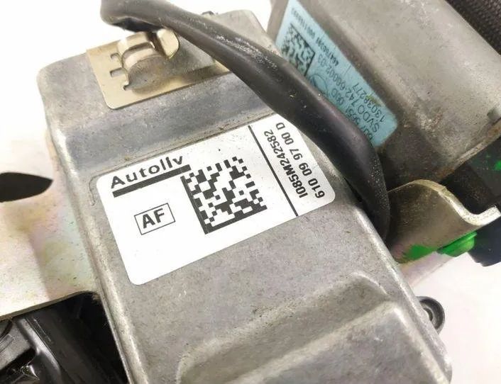 MERCEDES-BENZ C-Class W204/S204/C204 (2004-2015) Forreste højre sikkerhedssele 2048606885,2048600788 27152804