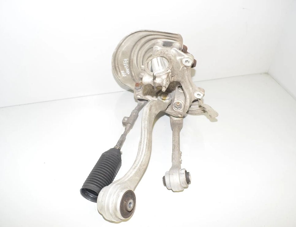 BMW 3 Series G20/G21/G28 (2018-2024) Forreste højre hjulnav 6878610,32105A451A8,5A451A8,32105A38DE4,5A38DE4,32101543908,1543908,31216878610,31206899176,6899176,31206866315,6866315,31106879850,6879850,31106898072,6898072 25194410