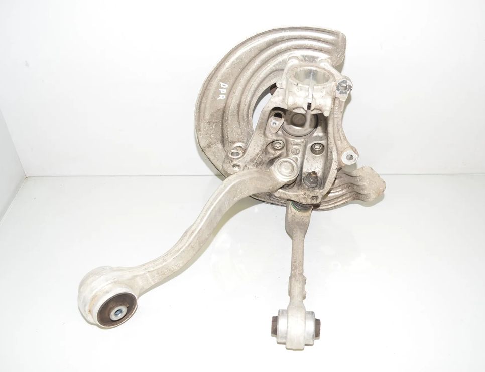 BMW 3 Series G20/G21/G28 (2018-2024) Forreste højre hjulnav 6878610,6879850,31216878610,31106879850,31106898072,31206899176,6899176,31206866315,6866315 25684414