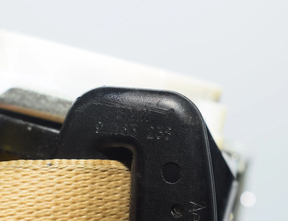 BMW 7 Series F01/F02 (2008-2015) Højre bagerste sikkerhedssele 9163238 4246721