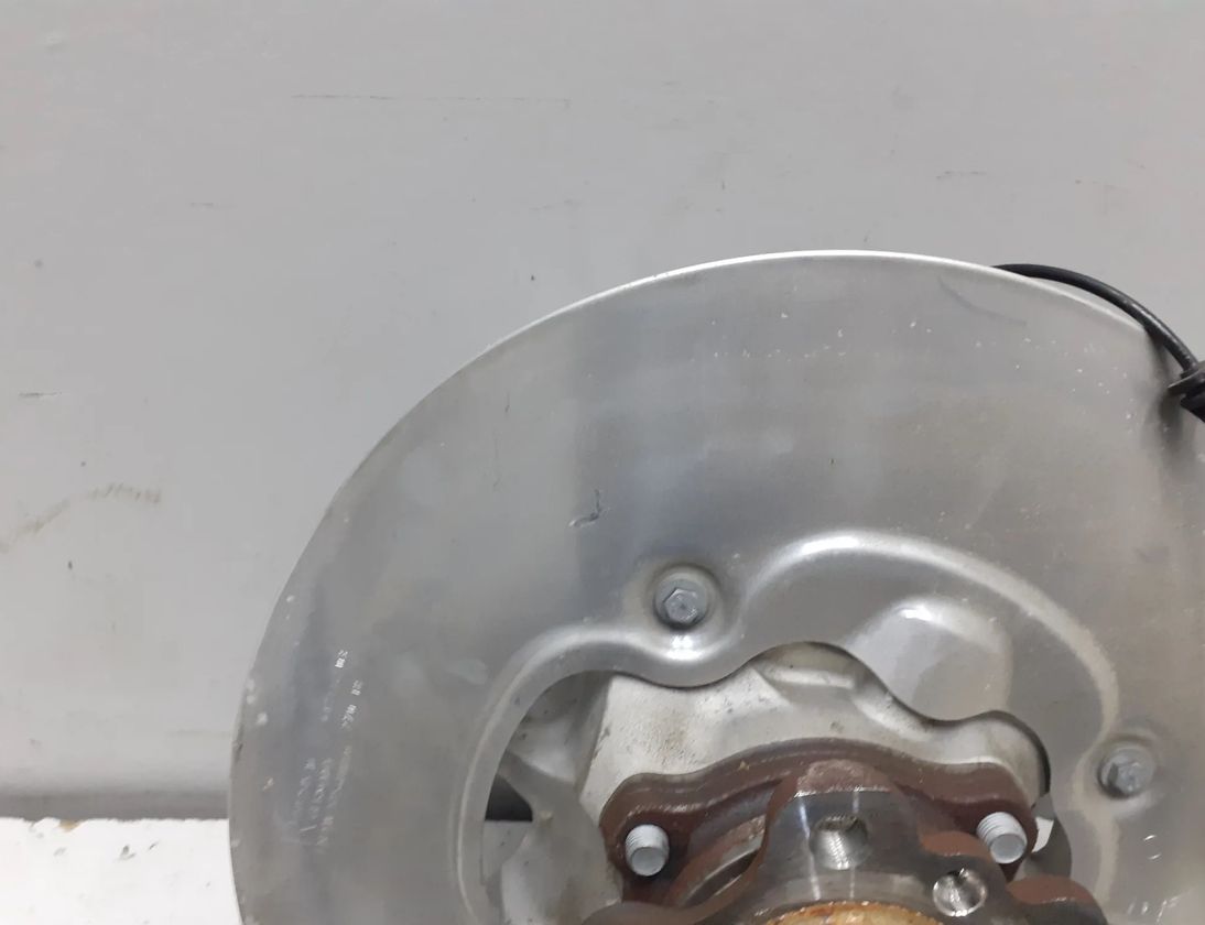 BMW 3 Series G20/G21/G28 (2018-2024) Højre baghjulsnav 6898480,6878622,6899175,8834930,6899174,8838134,6866316,6871193,2408656,6892609 14275144