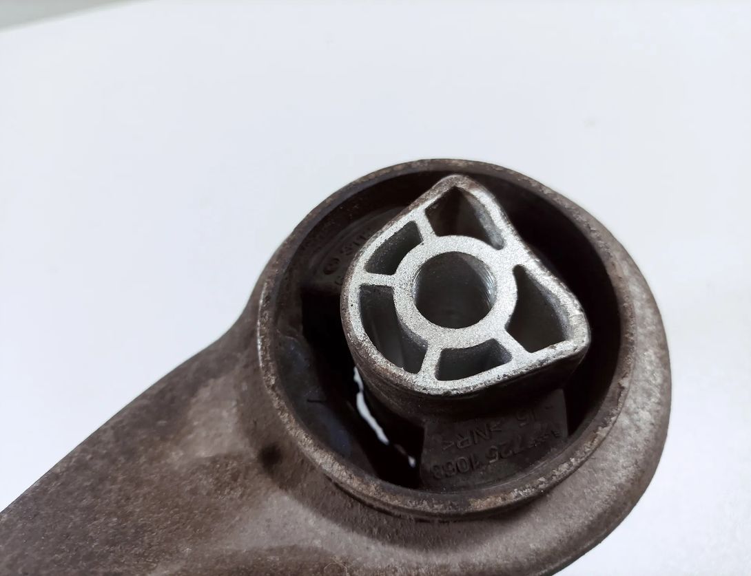 BMW 5 Series G30/G31 (2016-2023) Forreste højre buet gaffel 6861162 28453078