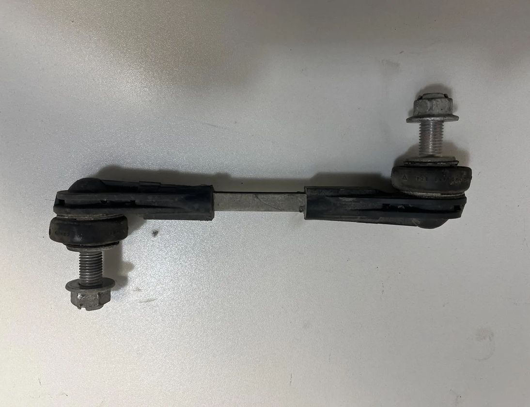 BMW 5 Series G30/G31 (2016-2023) Forreste venstre affjedring 6884385,6861165,6861181,8873893,6868688,6869535,6861485,6866613,6899176,6874632 29861076