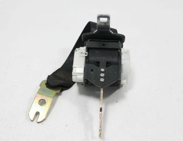 BMW 5 Series E60/E61 (2003-2010) Højre bagerste sikkerhedssele 33005895,33035176B 24713225