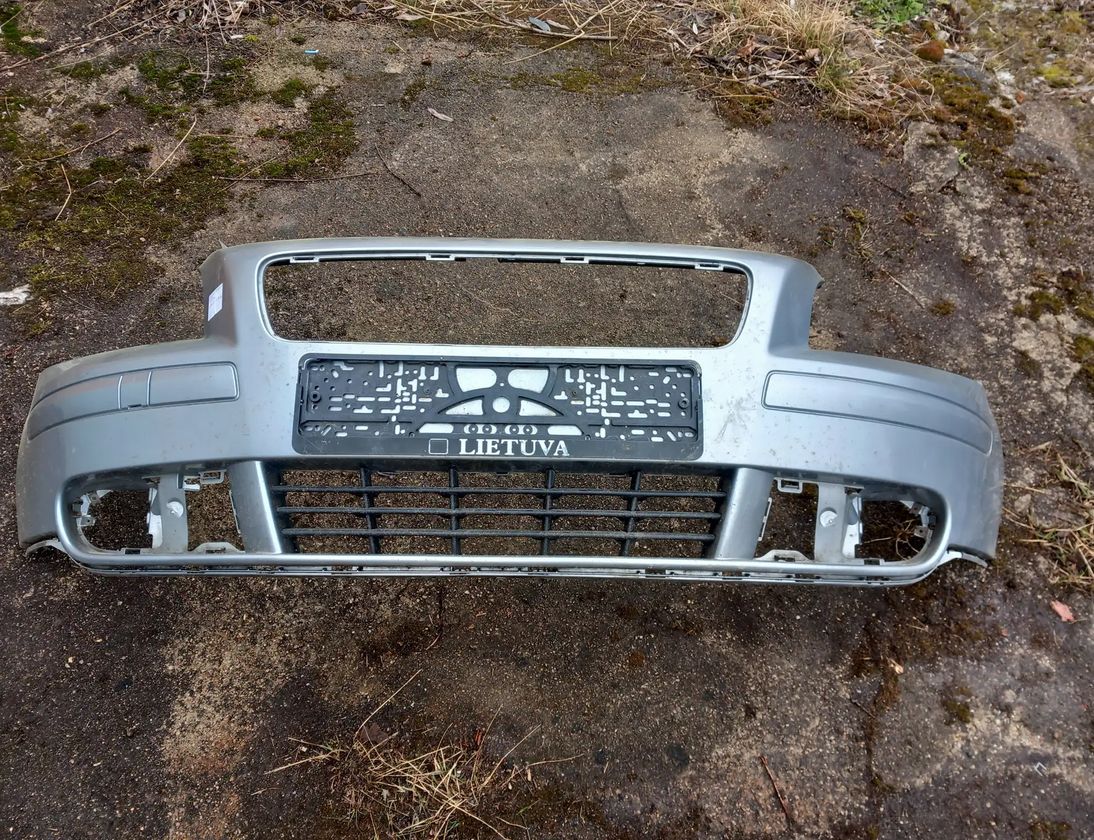 VOLVO S40 2 generation (2004-2012) Forreste kofanger 23772750