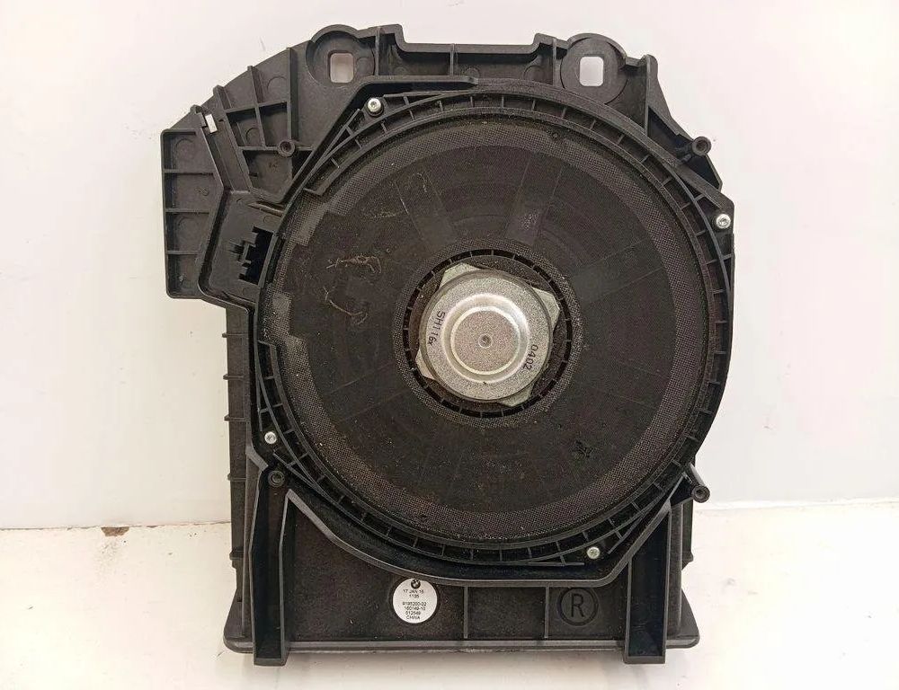 BMW 5 Series F10/F11 (2009-2017) Subwoofer 9195200 31131668