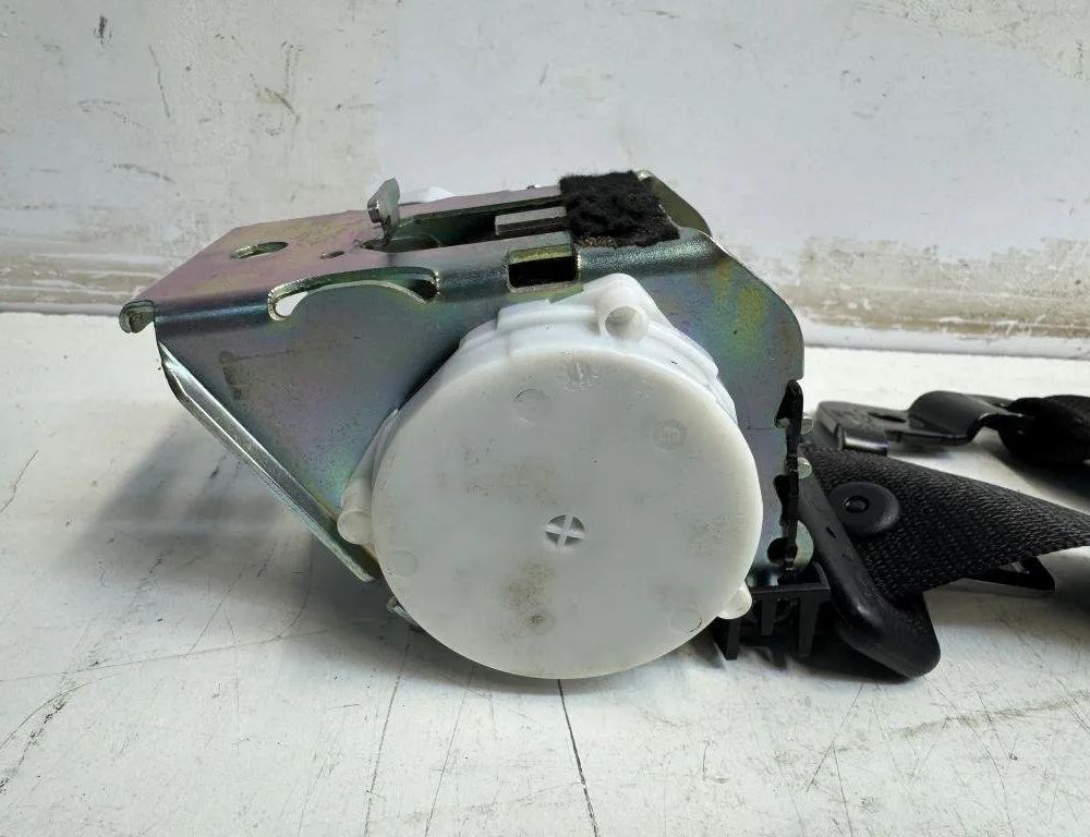 BMW 5 Series F10/F11 (2009-2017) Bagerste venstre sikkerhedssele 7285867 31132424