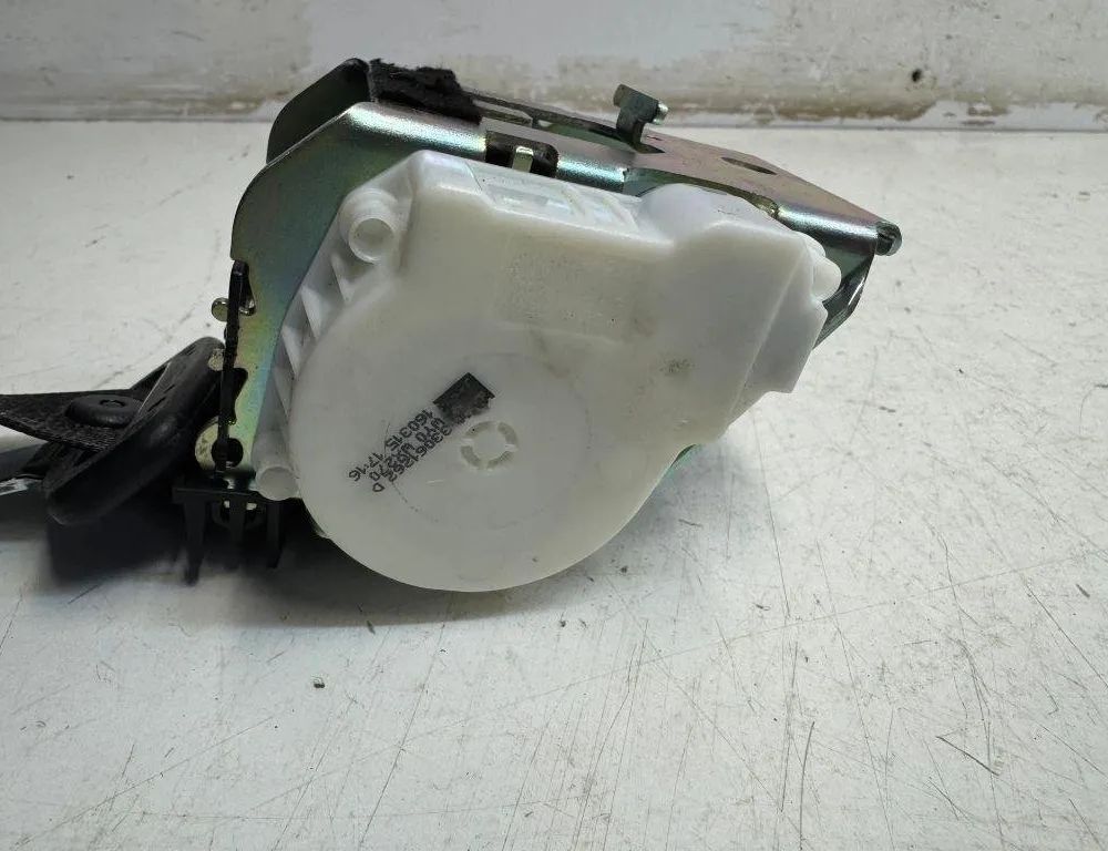 BMW 5 Series F10/F11 (2009-2017) Bagerste venstre sikkerhedssele 7285867 31132424